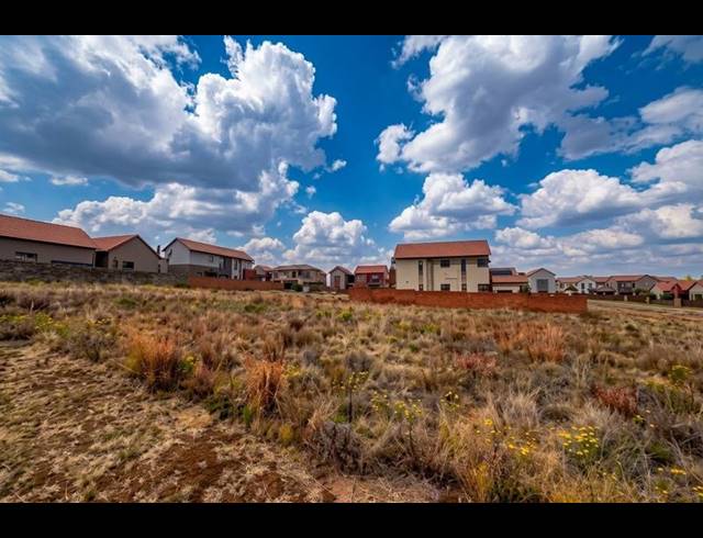 LAND FOR SALE IN WILD OLIVE ESTATE